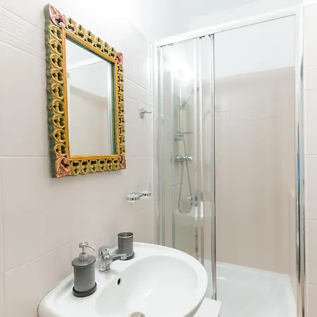 Palac Baborowko Farm stay