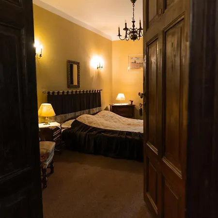 Palac Baborowko Farm stay *