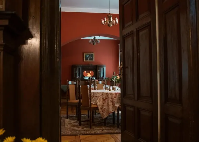 Palac Baborowko Farm stay